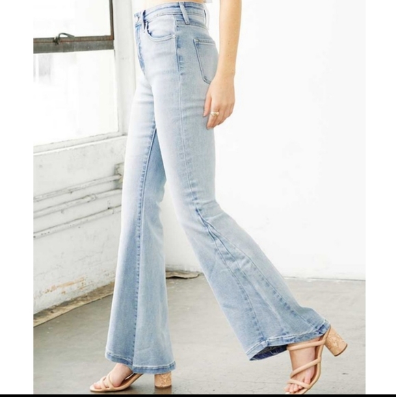 27197 KANCAN Flare Jeans - Picture 4 of 6